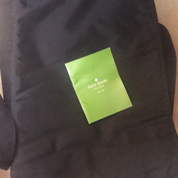 Kate spade diaper bag medium to large rarely used in perfect condition - Picture 4 of 5